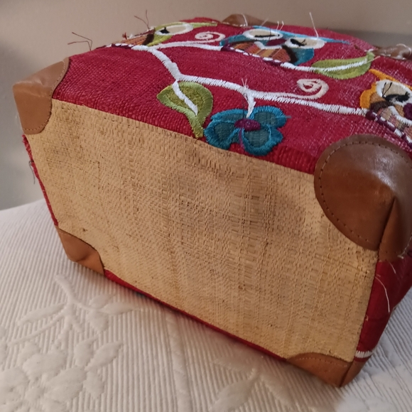 Purse - Picture 3 of 5